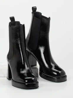 – Chelsea Boots aus Lackleder*Konstantin Starke Sale