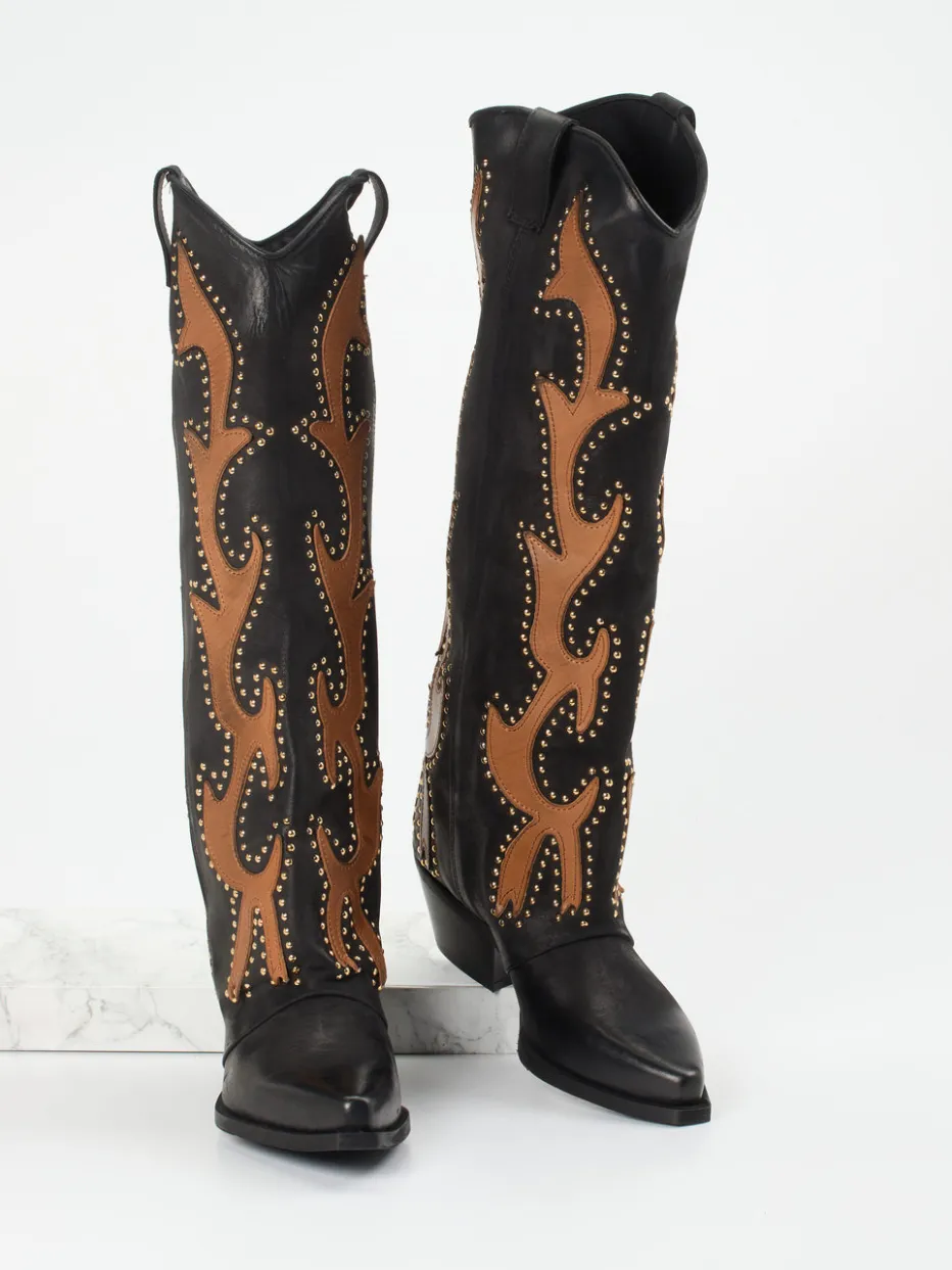 – Cowboy Boots aus Nubukleder*Konstantin Starke Hot