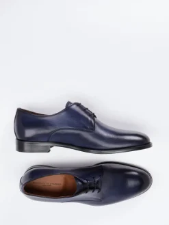 – Derby aus Büffelleder Dunkel*Konstantin Starke