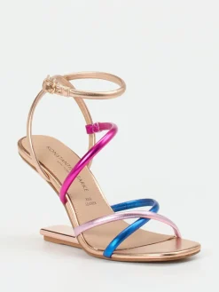 – High Heel Sandale aus Metallicleder*Konstantin Starke