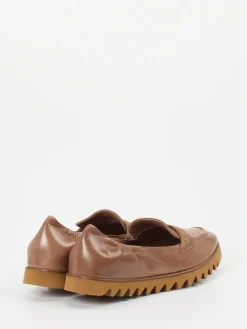 – Loafer aus Lammleder mittelbraun*Konstantin Starke