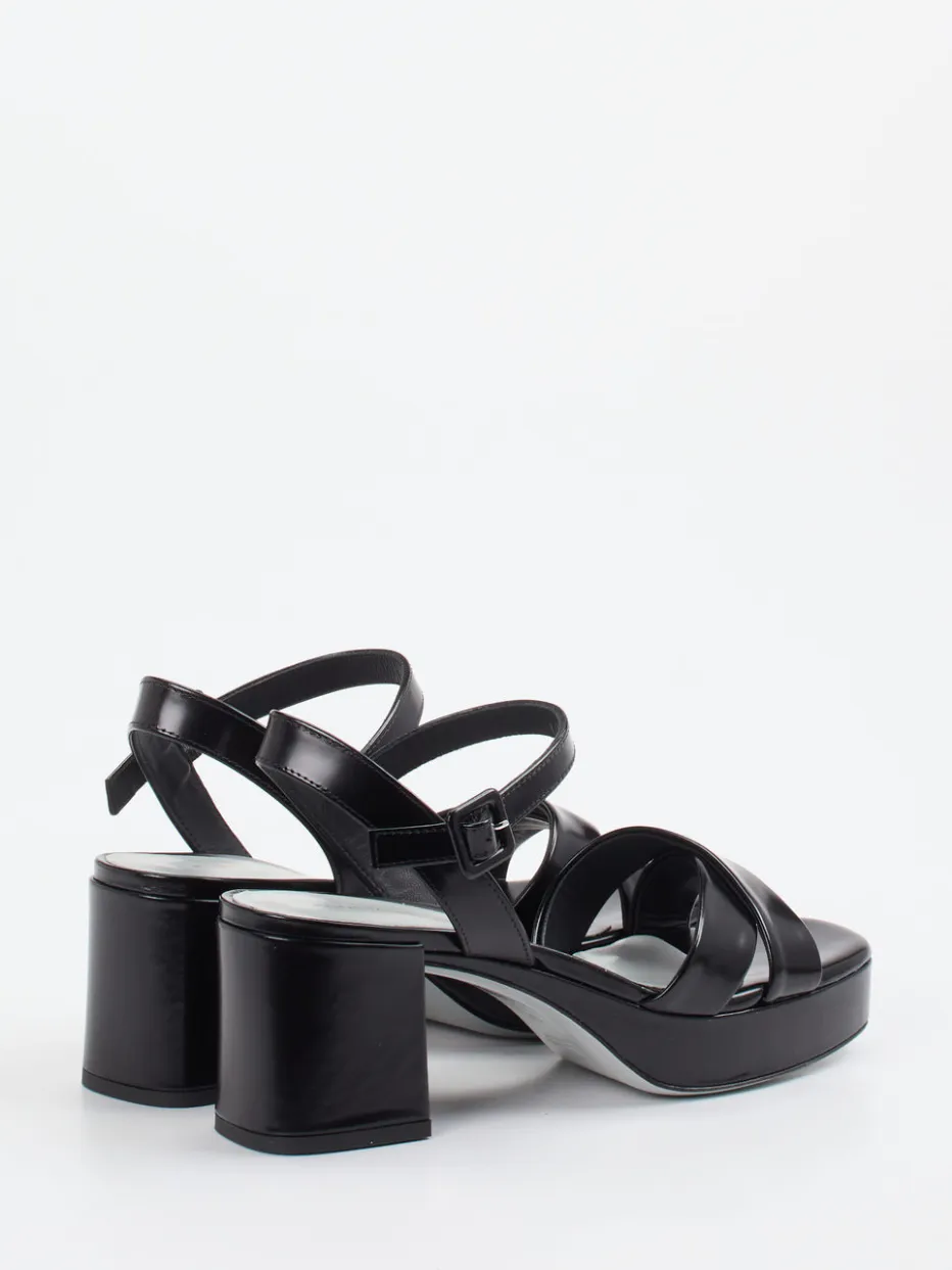 Damen Konstantin Starke – Plateau-Sandalen aus Hochglanzleder