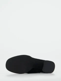 – Plateau-Stiefeletten aus Veloursleder*Konstantin Starke