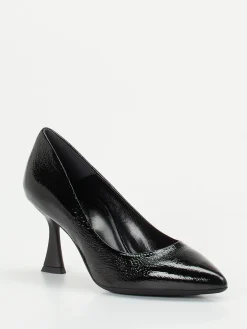 – Pumps aus Lackleder*Konstantin Starke