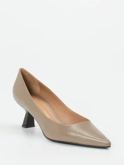 – Pumps aus Lammleder in Taupe*Konstantin Starke Hot