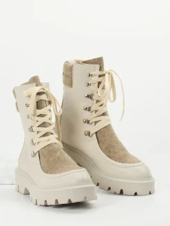 – Schnürboots aus Lammleder Creme*Konstantin Starke