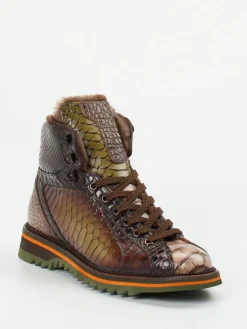 – Schnürboots aus geprägtem Leder*Konstantin Starke