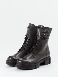 – Schnürboots aus Kalbleder*Konstantin Starke Sale