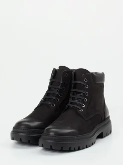 – Schnürboots aus Nubukleder*Konstantin Starke New