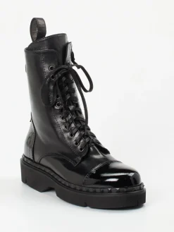 – Schnürboots aus Lammleder*Konstantin Starke Online