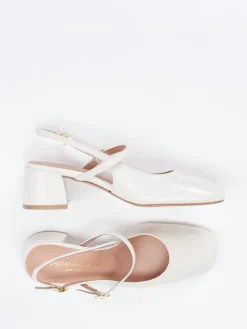 – Slingback-Pumps aus Lackleder cremeweiß*Konstantin Starke Best