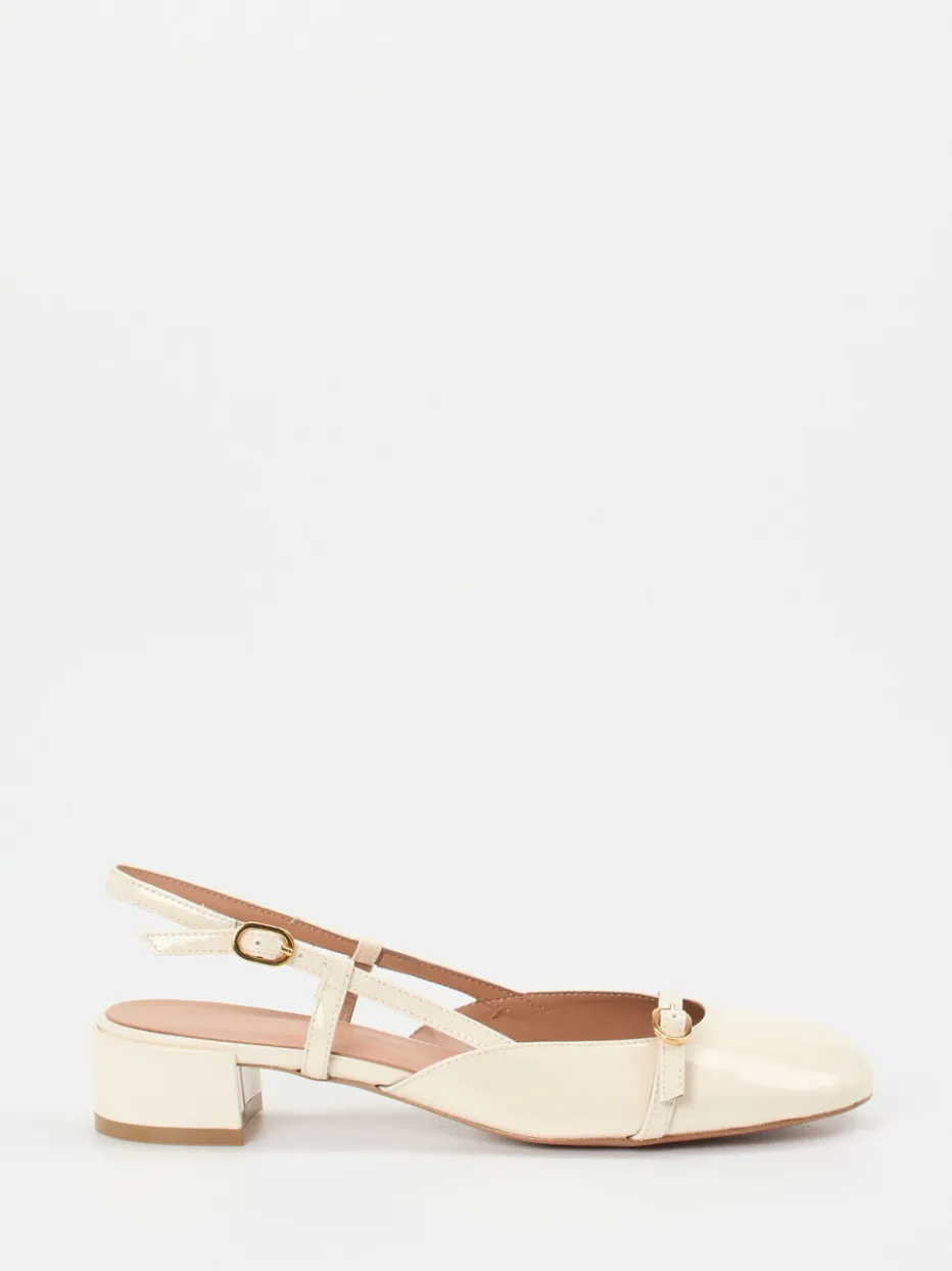 – Slingback-Pumps aus Lackleder cremeweiß*Konstantin Starke Clearance