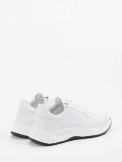 – Sneaker aus Kalbleder*Konstantin Starke