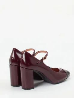 – Spangenpumps aus Hochglanzleder Bordeaux*Konstantin Starke Discount