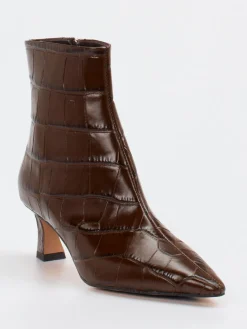 – Stiefelette aus geprägtem Leder*Konstantin Starke New