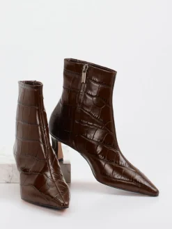 – Stiefelette aus geprägtem Leder*Konstantin Starke New