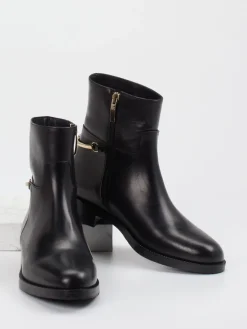 – Stiefelette aus Kalbleder*Konstantin Starke Online