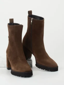 – Stiefeletten aus Veloursleder*Konstantin Starke Outlet