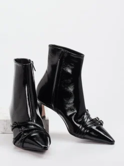 – Stiefelette aus Lackleder*Konstantin Starke Sale