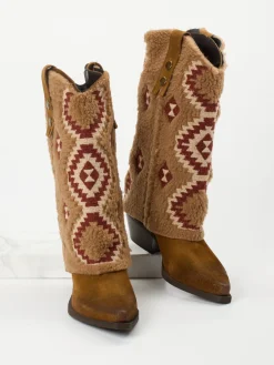 – Western Boots aus Veloursleder*Konstantin Starke New