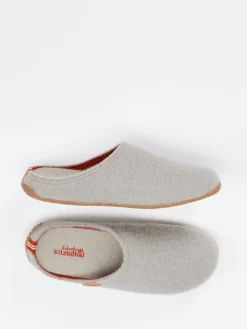 – Filzpantoffeln aus Wolle hellgrau*Living Kitzbühel Best