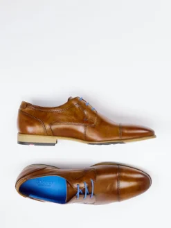 – Derby-Schnürschuh aus Kalbleder cognac*Lloyd New