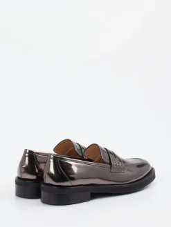 Damen Mannori – Loafer aus Metallicleder in Anthrazit