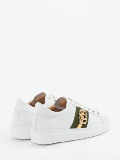 – Sneaker aus Kalbleder in mit Goldakzenten*Mannori Best