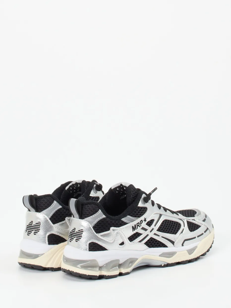 – Low-Top Sneaker aus Metallic-Mesh*MRP