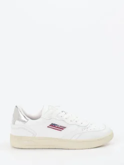 – Retro-Sneaker aus Kalbleder in*MRP Hot