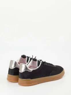 – Sneaker aus Fellimitat in*MRP Hot