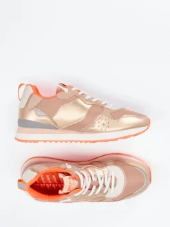 – Sneaker aus Metallic mit Roségold-Finish*MRP New