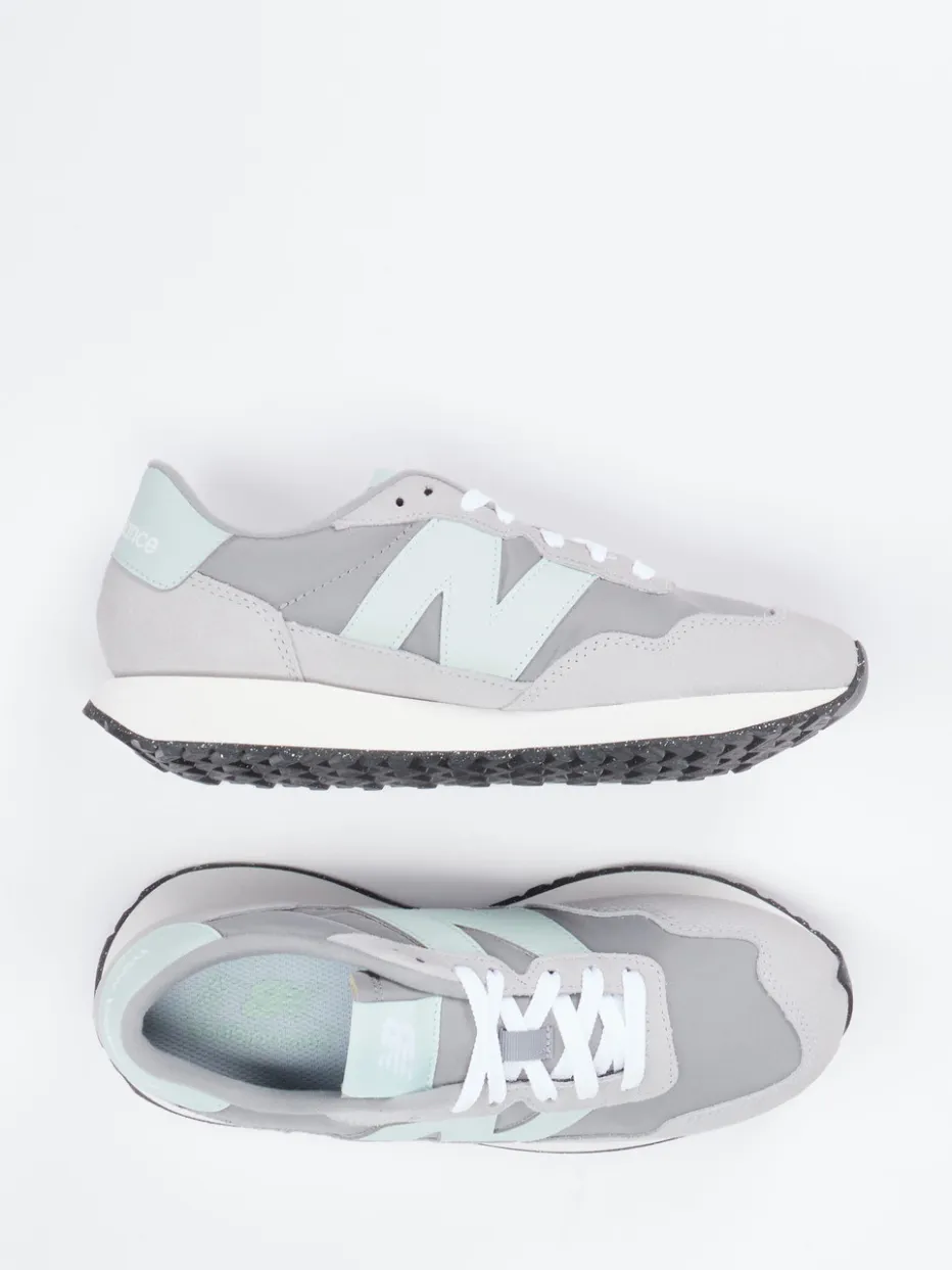 Damen New Balance – Retro-Sneaker aus Textil und Veloursleder