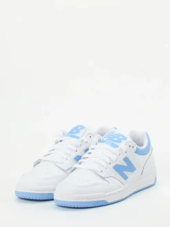– Sneaker aus Leder in Hellblau*New Balance Hot