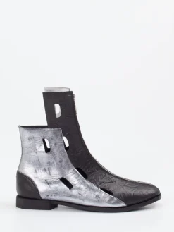 – Stiefeletten aus Kalbleder mit Metallic-Finish*Papucei Clearance