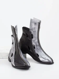 – Stiefeletten aus Kalbleder mit Metallic-Finish*Papucei Clearance