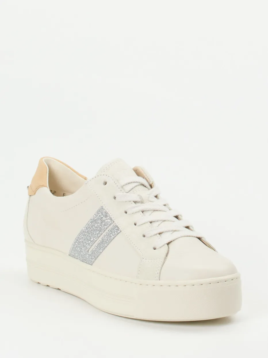 – Plateau-Sneaker aus Kalbleder in Offwhite*Paul Green