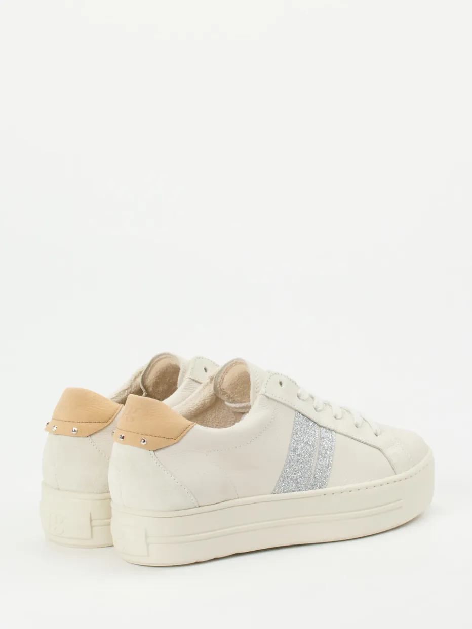 – Plateau-Sneaker aus Kalbleder in Offwhite*Paul Green
