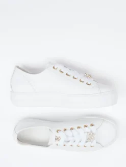 – Sneaker aus Kalbleder mit Goldakzenten*Paul Green Best