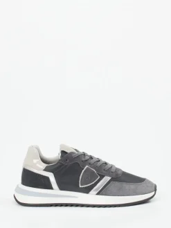 – Retro-Sneaker aus Veloursleder*Philippe Model Hot