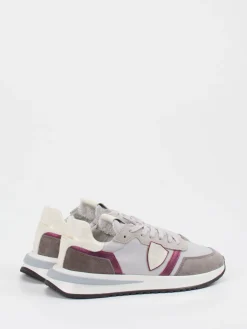 – Sneaker aus Veloursleder*Philippe Model