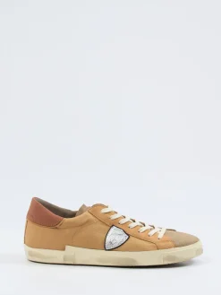 – Sneaker aus Veloursleder Sandbeige*Philippe Model New