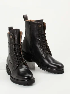 – Schnürboots aus Kalbleder*Piedi Nudi