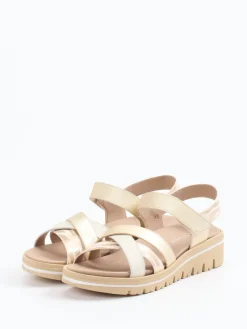 Damen Piesanto – Komfortsandale aus Metallicleder