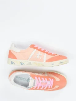 Damen Premiata – Low-Top Sneaker aus Veloursleder lachsrosa