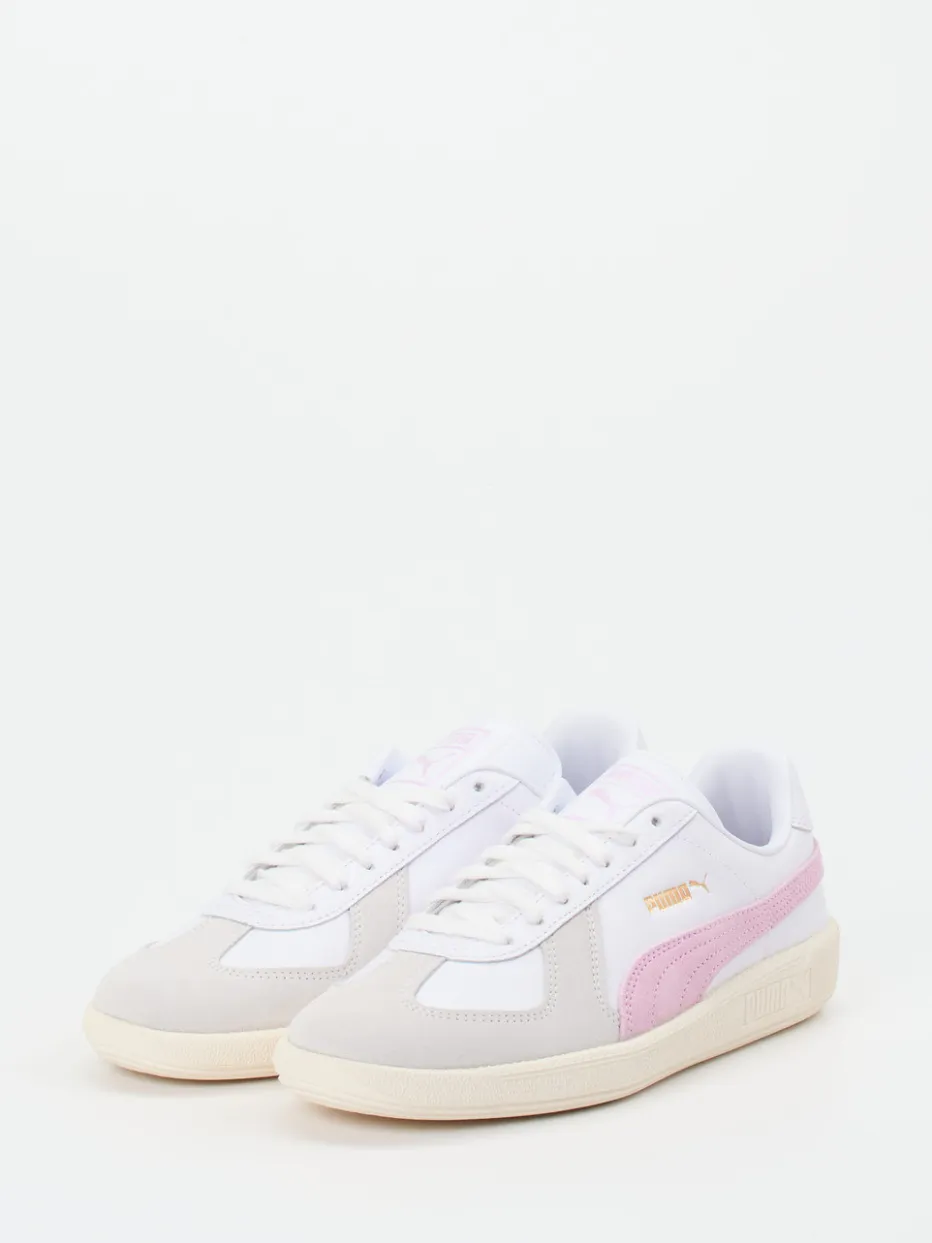 – Sneaker aus Leder mit Pastellakzent*Puma