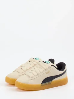 Damen Puma – Sneaker aus Veloursleder in Cremeweiß