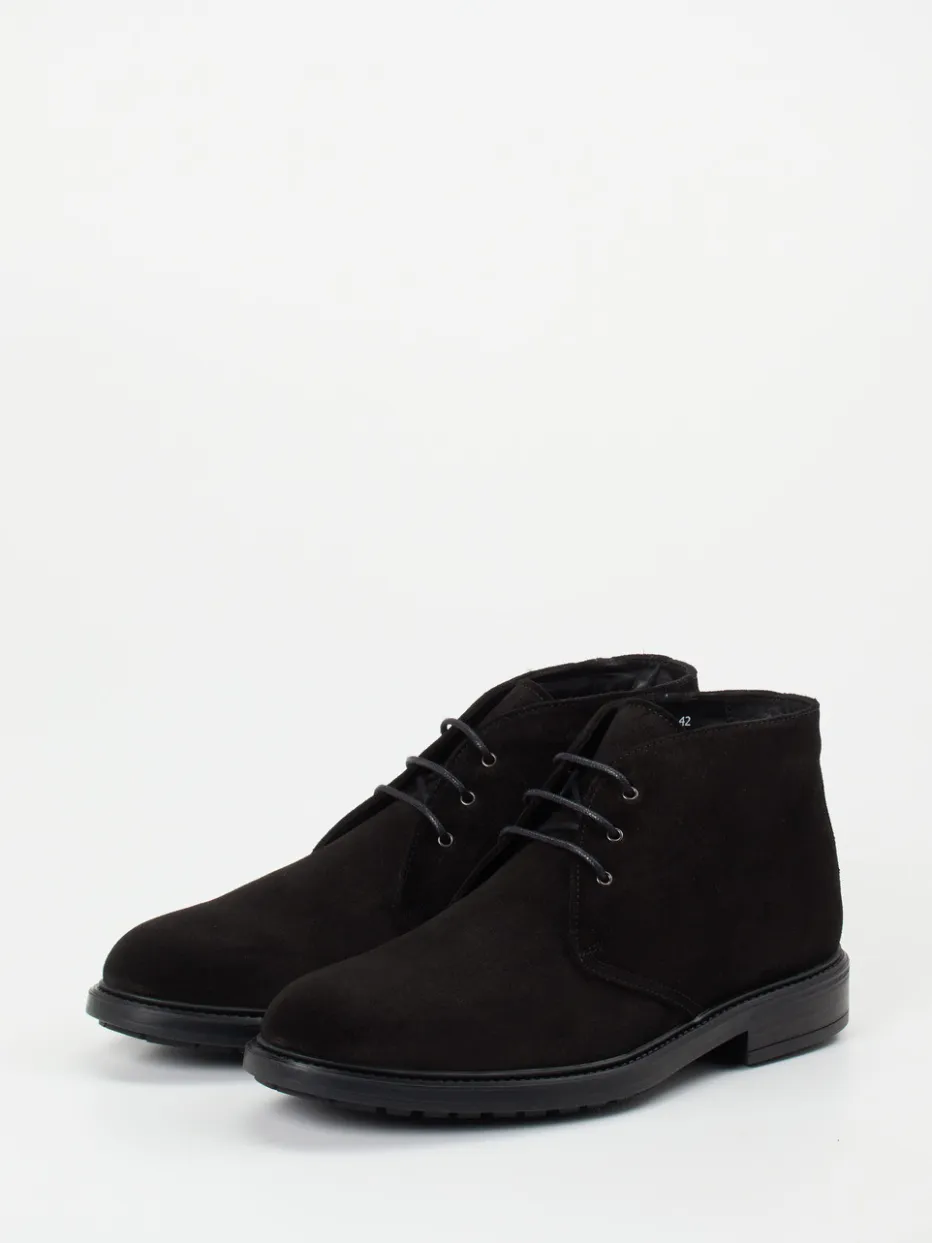 – Schnürboots aus Veloursleder*Ralph Harrison Online