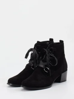 – Stiefelette aus Veloursleder*Ralph Harrison Hot