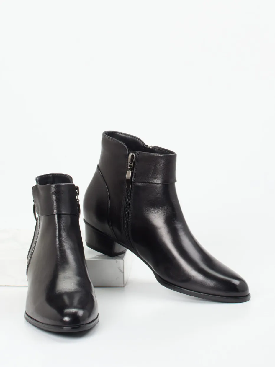 – Stiefeletten aus Lammleder*Ralph Harrison Clearance